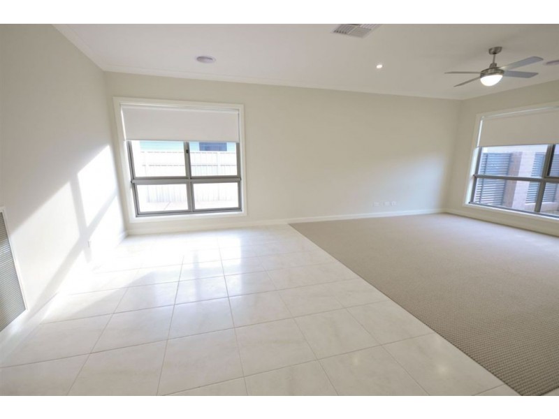 1/13 Bassett Street, West Wodonga VIC 3690