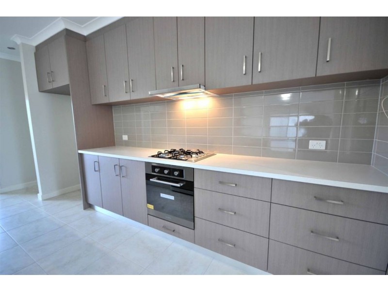 2/13 Bassett Street, Wodonga VIC 3690