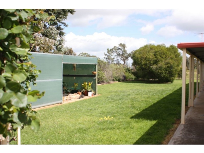 524 Redlands Road, Corowa NSW 2646