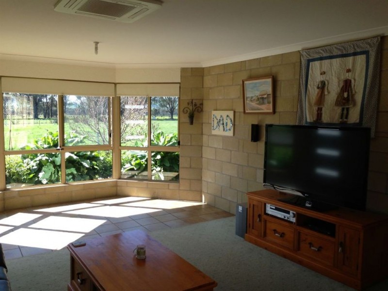 884 chiltern-yackandandah rd, Wodonga VIC 3690