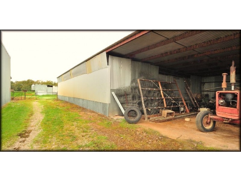 620 Honour Ave, Corowa NSW 2646