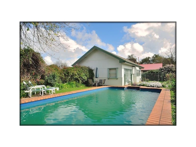 705 Alma Street, Albury NSW 2640