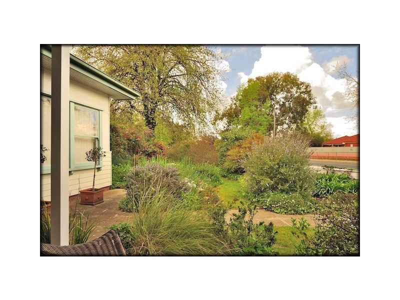 705 Alma Street, Albury NSW 2640