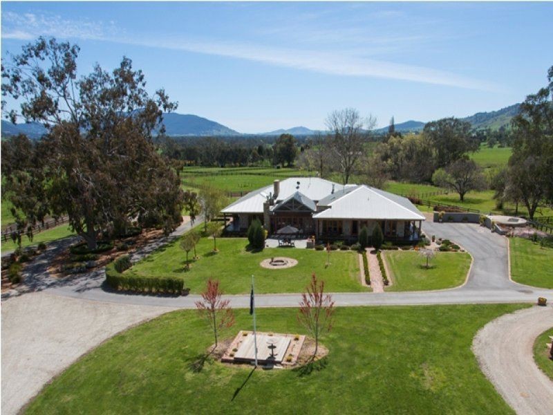 1651 Gundowring Road, Kiewa VIC 3691