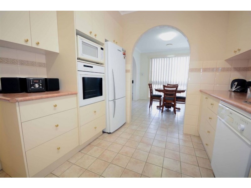 470 Schaefer street, Lavington NSW 2641