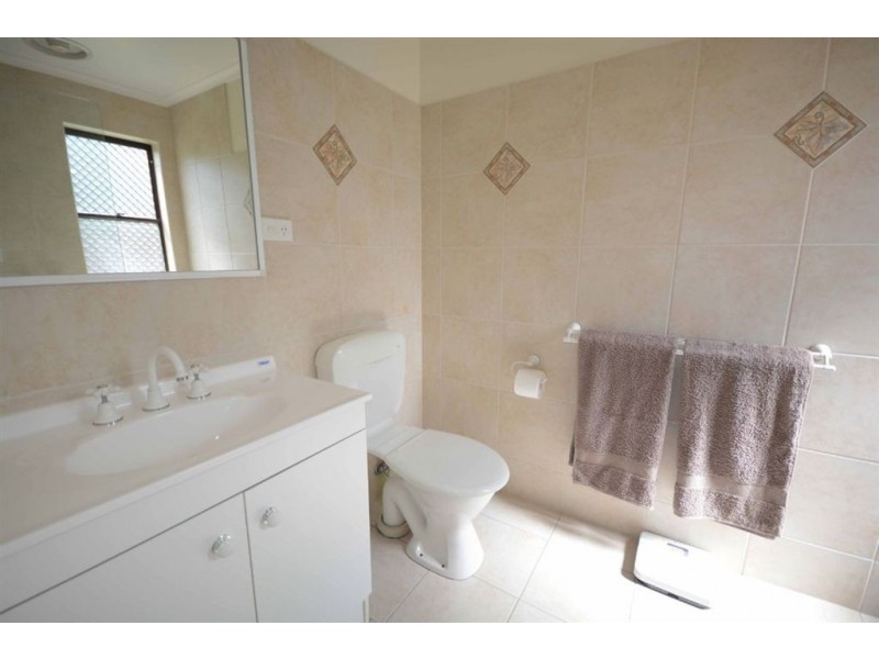 470 Schaefer street, Lavington NSW 2641