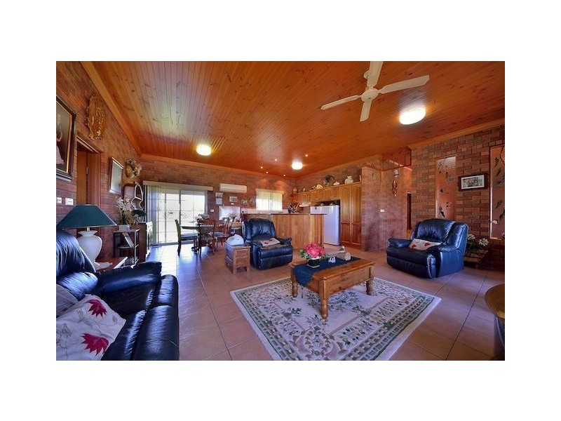 105 McLindens Road, Wodonga VIC 3690