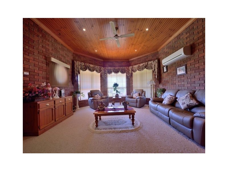 105 McLindens Road, Wodonga VIC 3690