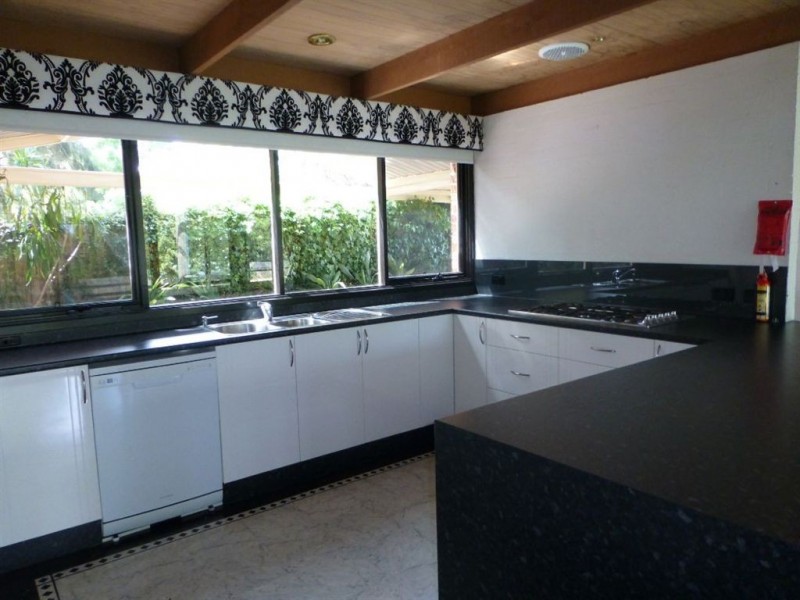 6 Southernview Court, Albury NSW 2640