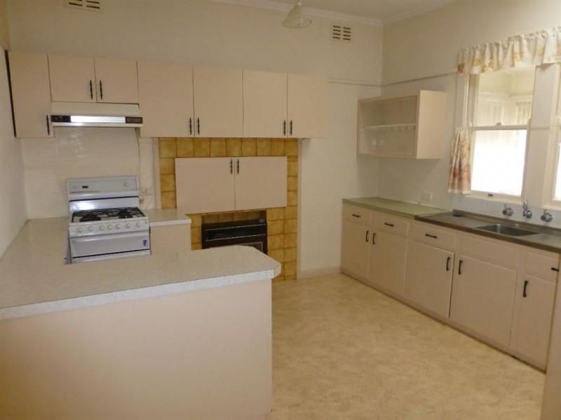 10 Chenery Street, Wodonga VIC 3690