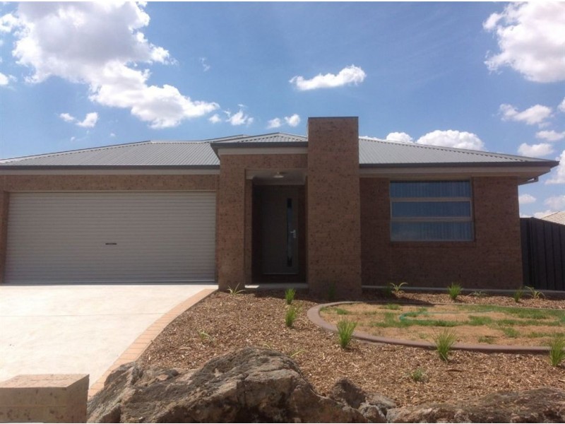 225 Koziuscko Road, Thurgoona NSW 2640