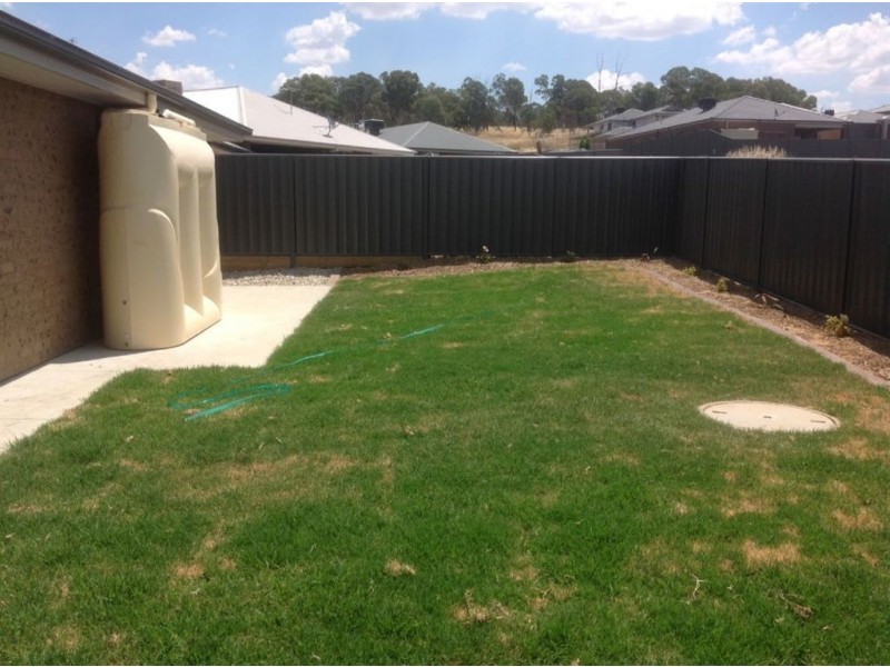 225 Koziuscko Road, Thurgoona NSW 2640