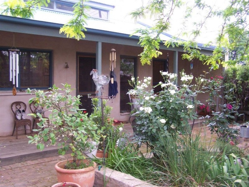 69 Conness st, Chiltern VIC 3683