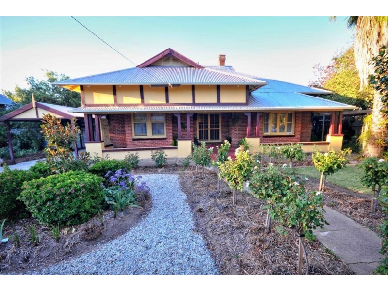 4 Edward Street, Culcairn NSW 2660