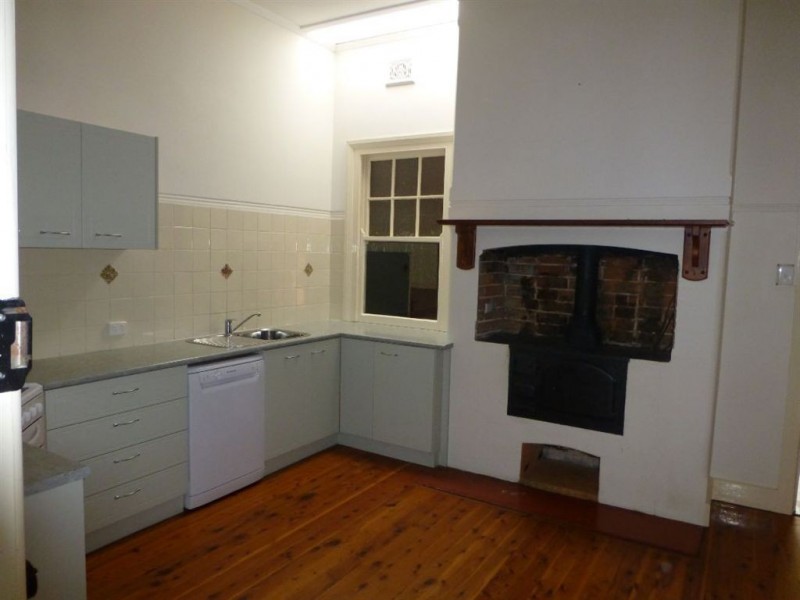 4 Edward Street, Culcairn NSW 2660