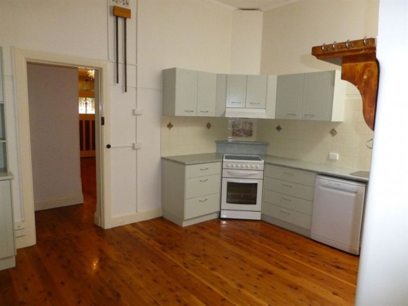 4 Edward Street, Culcairn NSW 2660