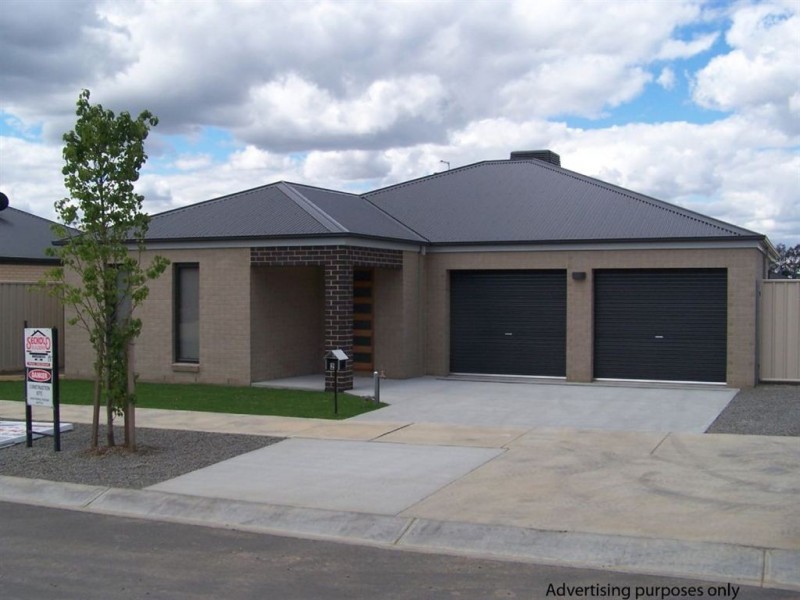 38 Peeler St, Wodonga VIC 3690