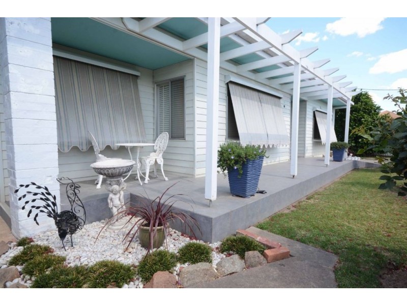 14 Mcbean, Culcairn NSW 2660