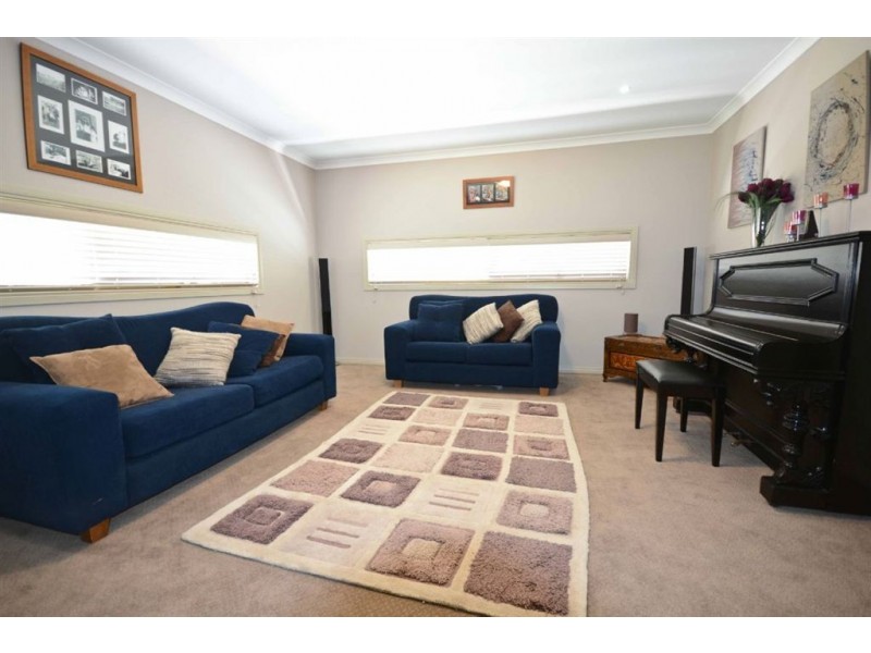 17 Atkins Street, Morven NSW 2660