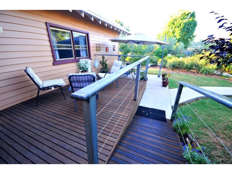 2 Edward Street, Culcairn NSW 2660