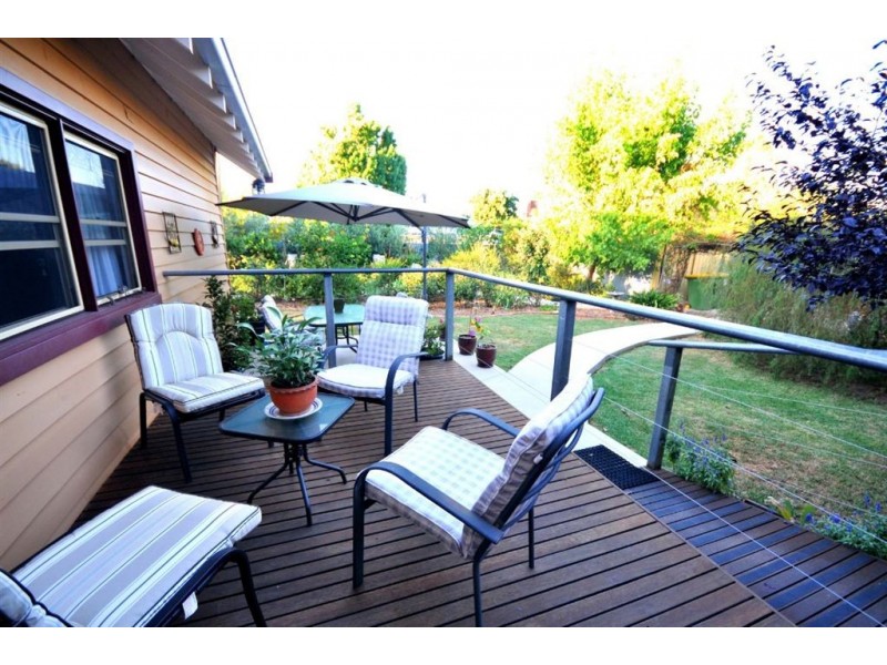 2 Edward Street, Culcairn NSW 2660