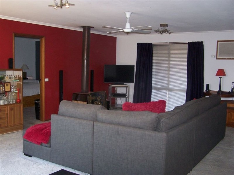 3756 Murray Valley Highway, Rutherglen VIC 3685