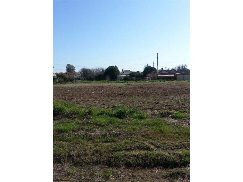 23 MacInnes Street, Holbrook NSW 2644