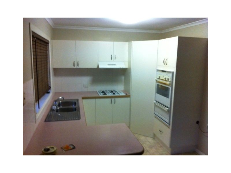 81 Crawshaw crescent, Lavington NSW 2641