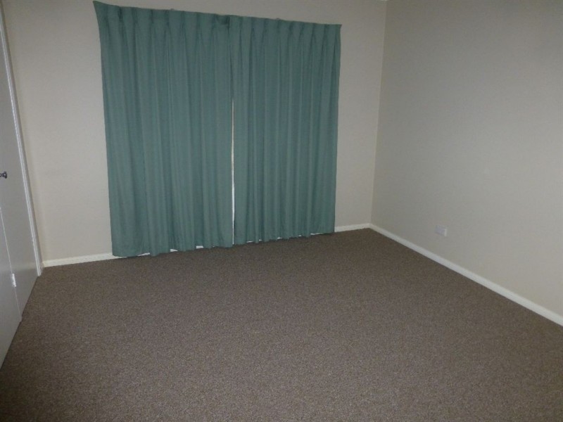 81 Crawshaw crescent, Lavington NSW 2641