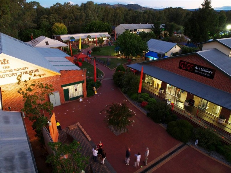 . Lincoln Causeway, Wodonga VIC 3690