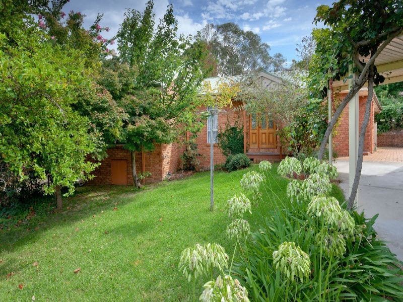 754 Forrest Hill Ave, Albury NSW 2640