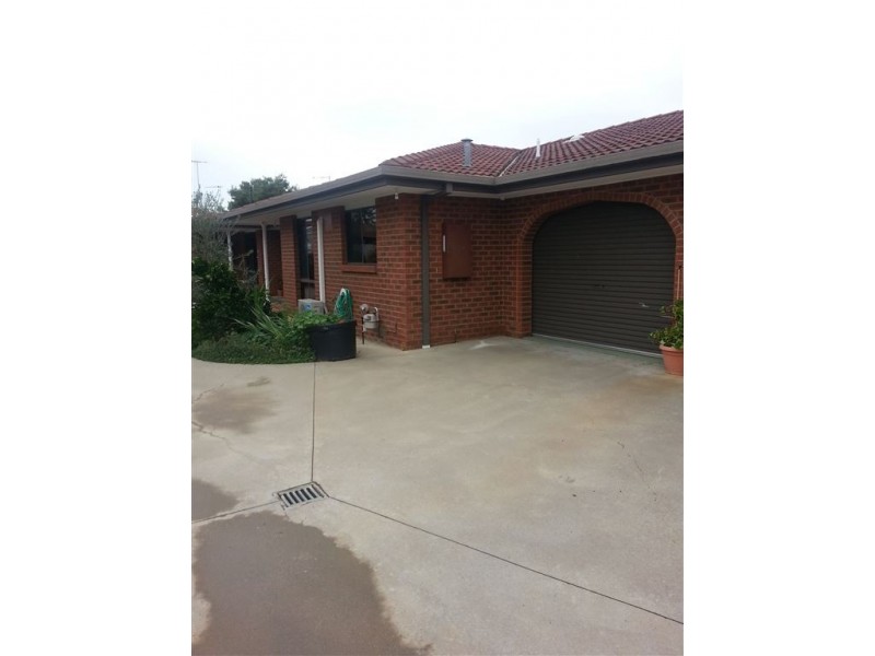 2/15 Blanche street, Wahgunyah VIC 3687