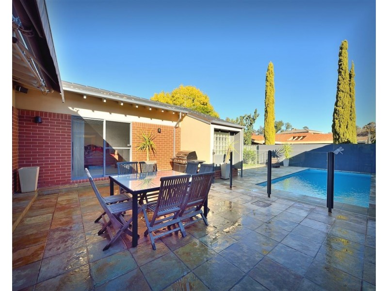 8 Gordon Grove, North Albury NSW 2640