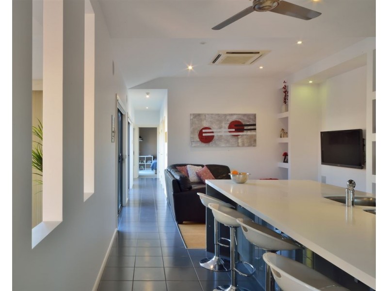 8 Gordon Grove, North Albury NSW 2640