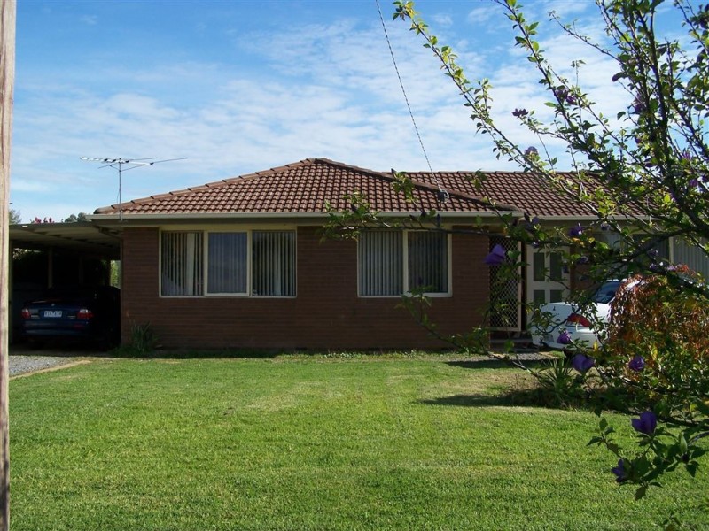 1 Dickson Court, Chiltern VIC 3683