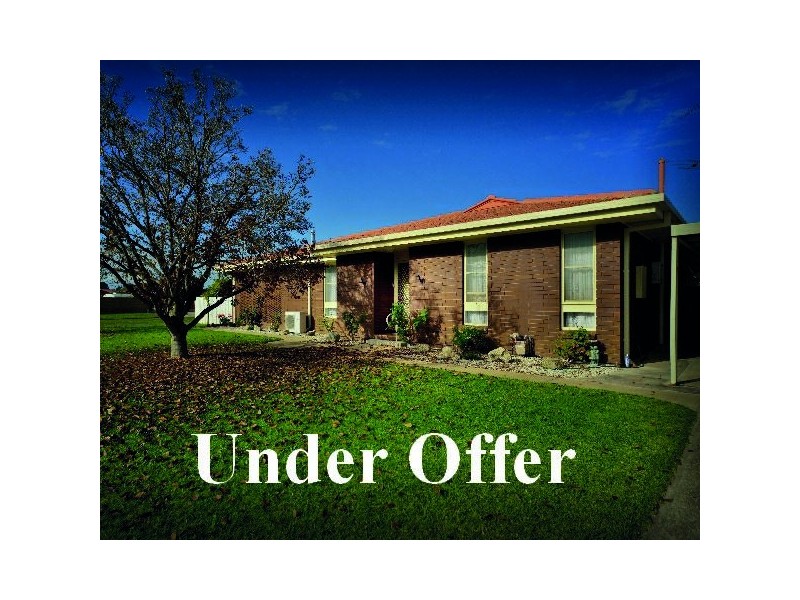 100 Kennedy Street,  Howlong, Howlong NSW 2643