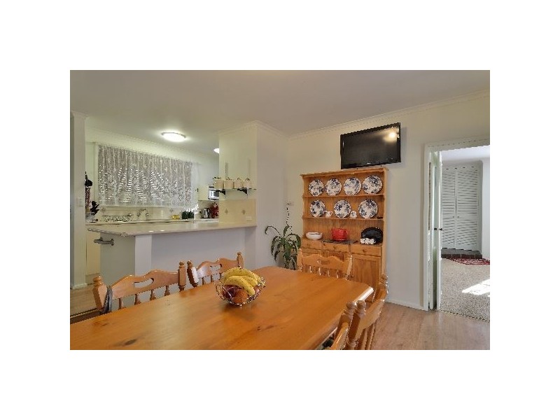 100 Kennedy Street,  Howlong, Howlong NSW 2643