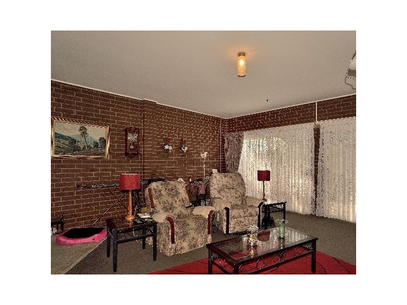 100 Kennedy Street,  Howlong, Howlong NSW 2643