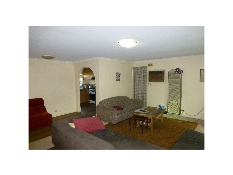 2/2 Serpentine Avenue, West Wodonga VIC 3690