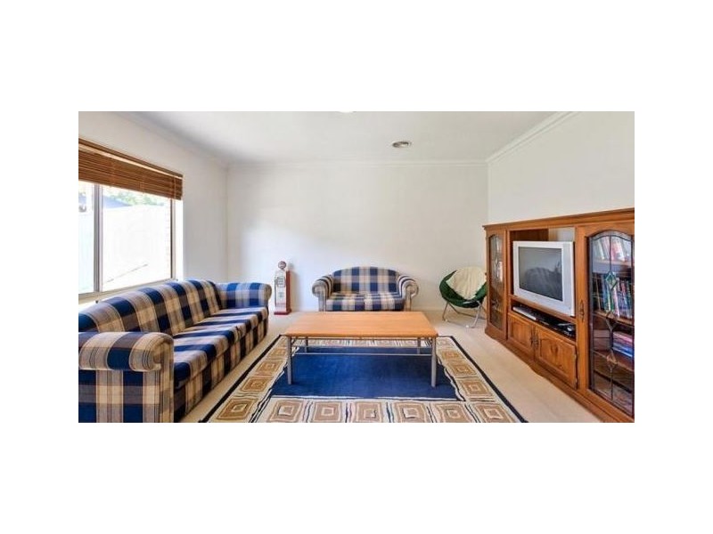 15 Winnell Court, Thurgoona NSW 2640