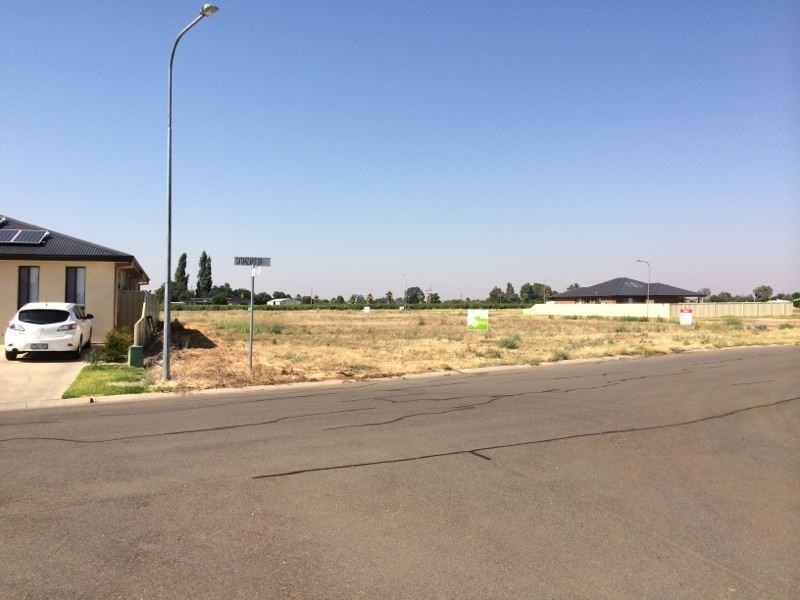 . Oakes Road, Griffith NSW 2680