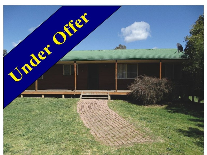 3 Tokes Crescent, Dartmouth VIC 3701