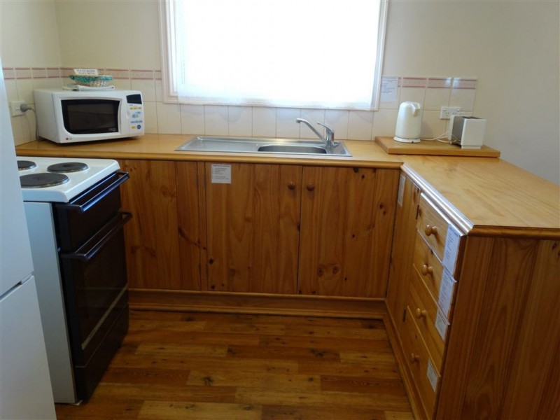 3 Tokes Crescent, Dartmouth VIC 3701