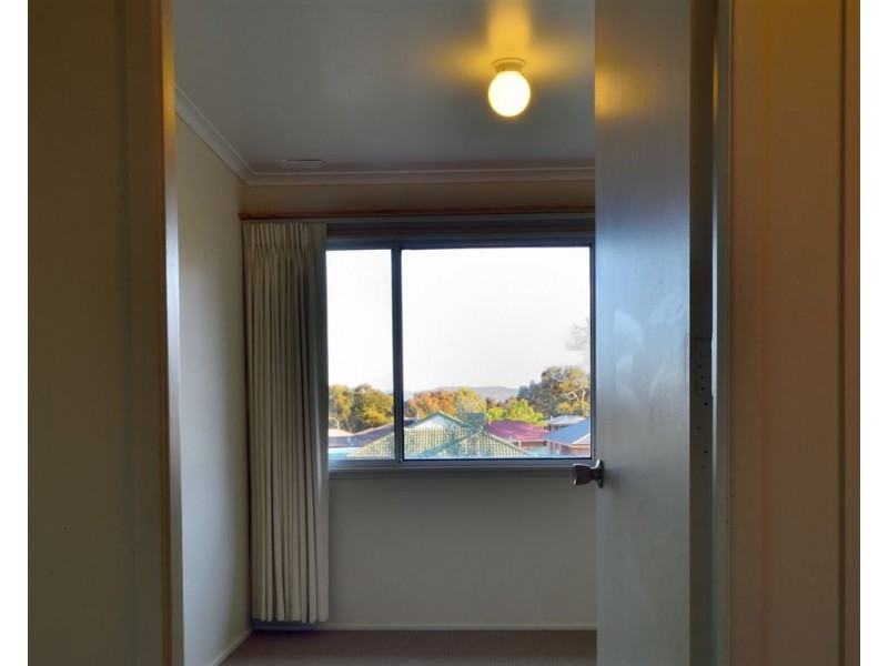 16 Banksia Street, West Albury NSW 2640