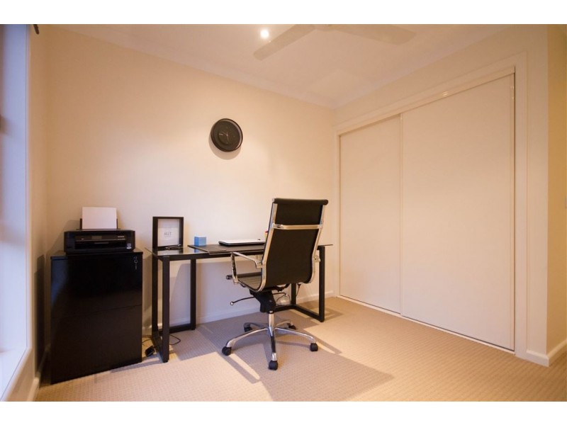 6 Briwood Court, West Albury NSW 2640