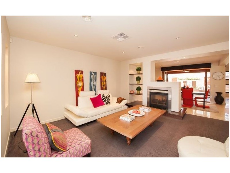 92 Yarralumbla Drive, Wodonga VIC 3690