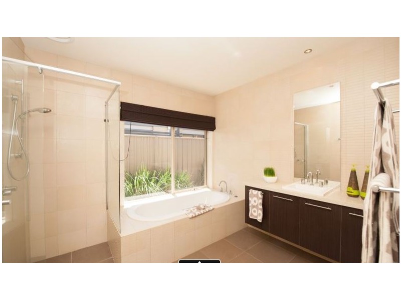 92 Yarralumbla Drive, Wodonga VIC 3690