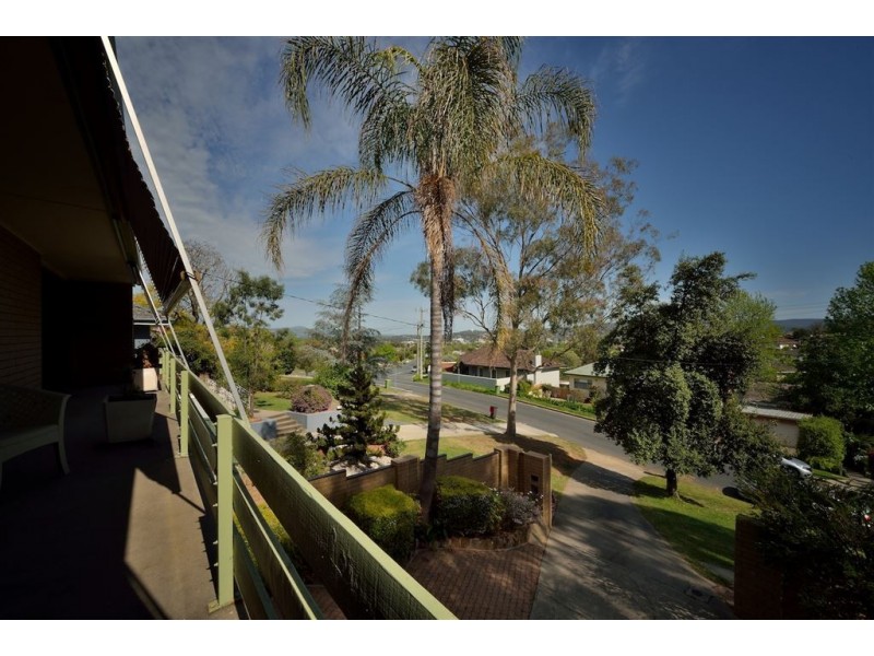191 Walsh Street, East Albury NSW 2640