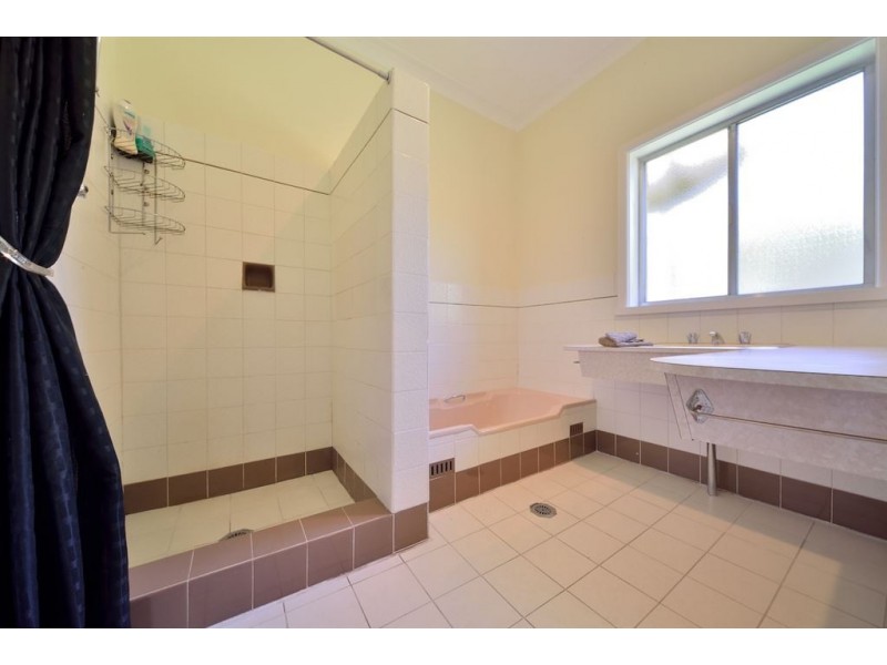 400 Percy Street, East Albury NSW 2640