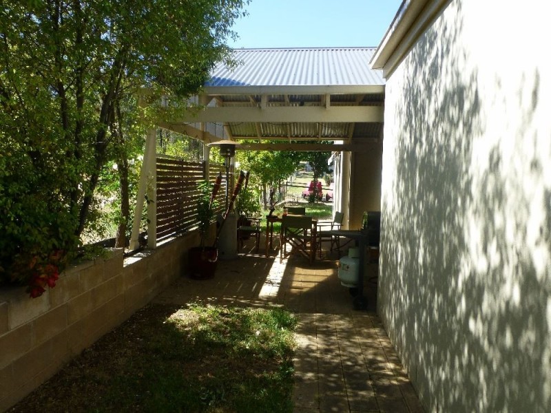 2/39 Florence Cres, West Albury NSW 2640